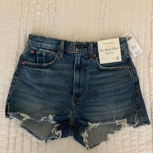 Abercrombie Mom Short